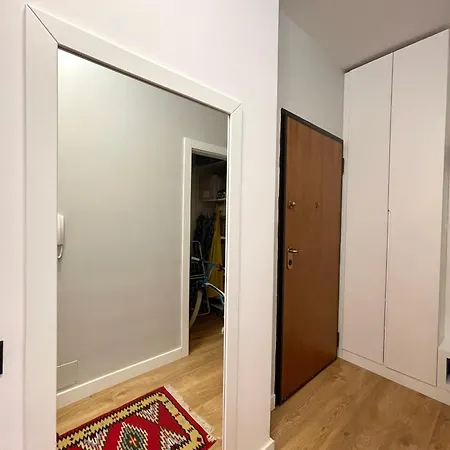 Endi Apartment *